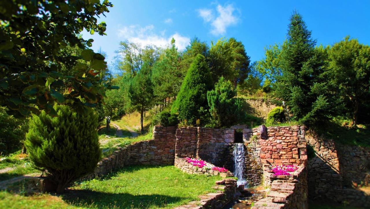 Camping Resort La Trapera Pradoluengo Esterno foto