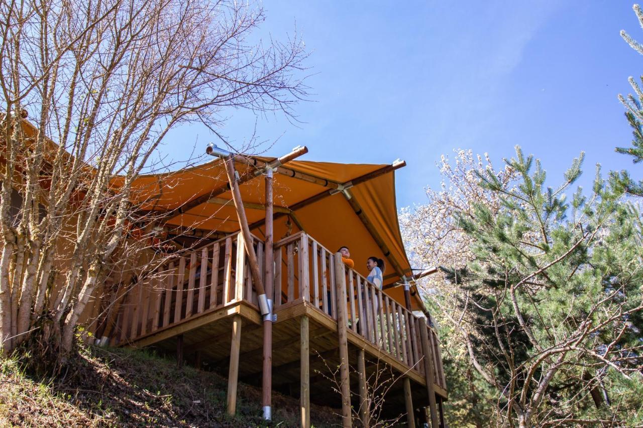 Camping Resort La Trapera Pradoluengo Esterno foto